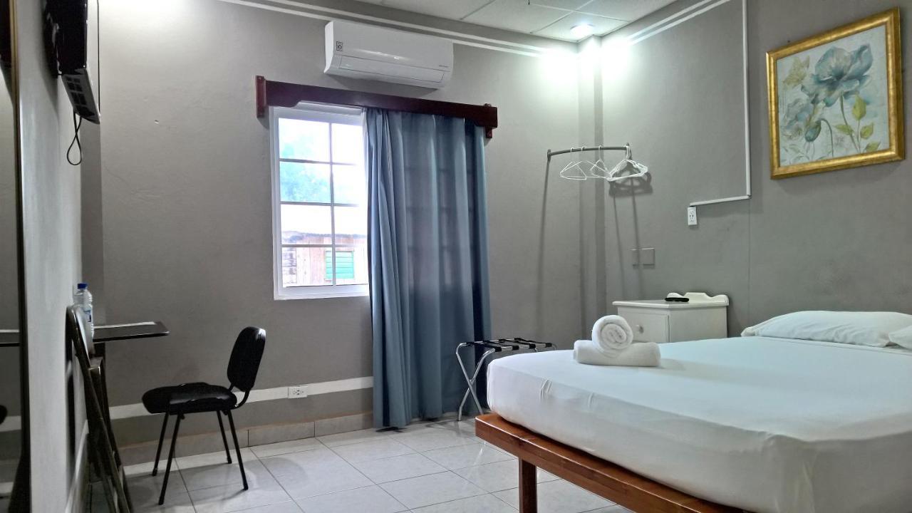 Maya Bella Downtown Hotel San Ignacio Extérieur photo