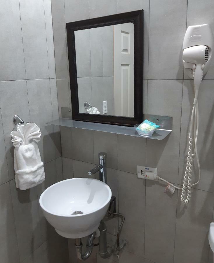 Maya Bella Downtown Hotel San Ignacio Extérieur photo